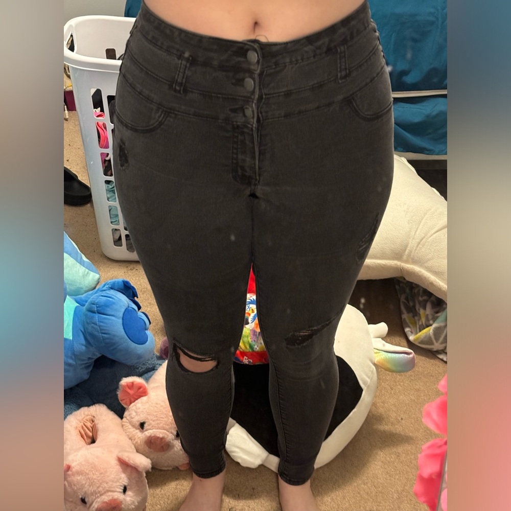 High waisted black skinny jeans